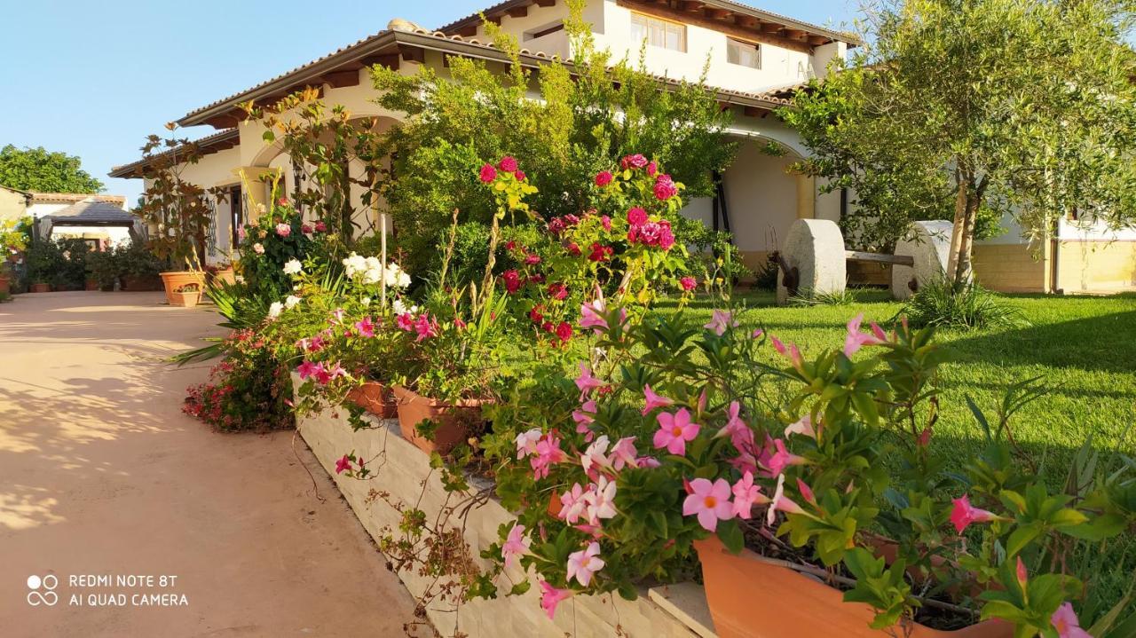 Bed and Breakfast I Giganti Riola Sardo Exterior foto
