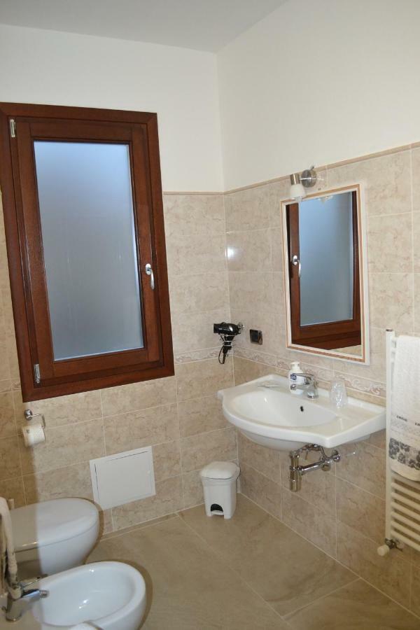Bed and Breakfast I Giganti Riola Sardo Exterior foto